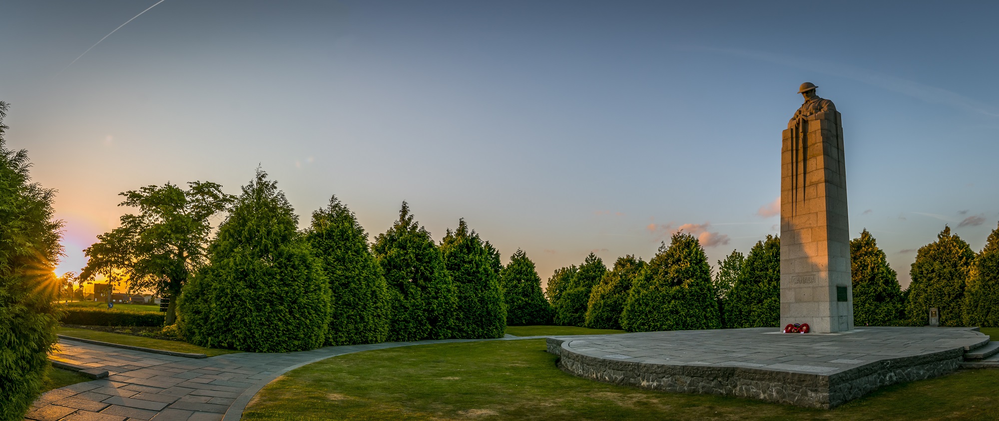 Canadian monument – The Brooding soldier 2 ©Thierry Caignie - Westtoer