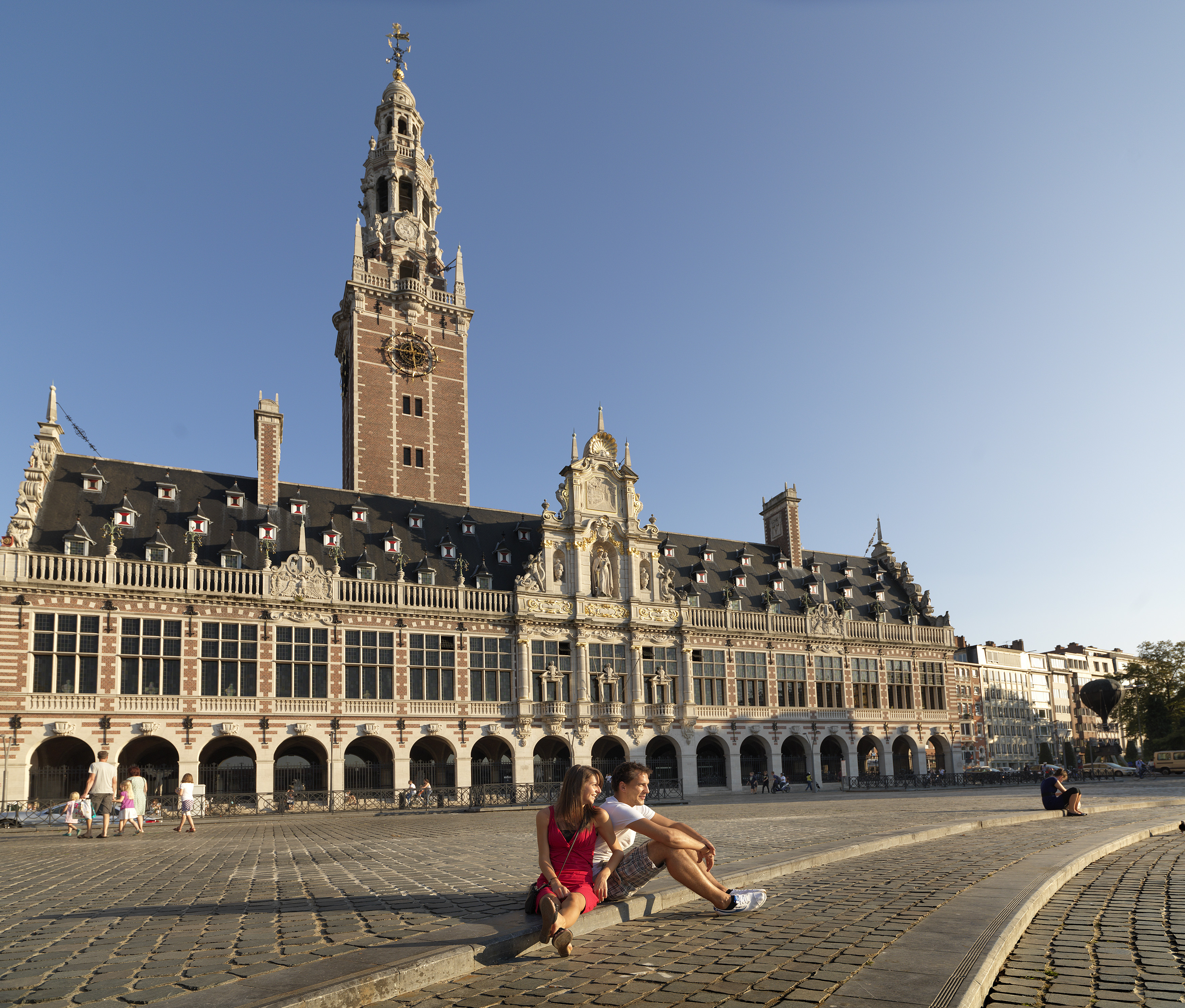 Ladeuzeplein - Leuven © Milo Profi