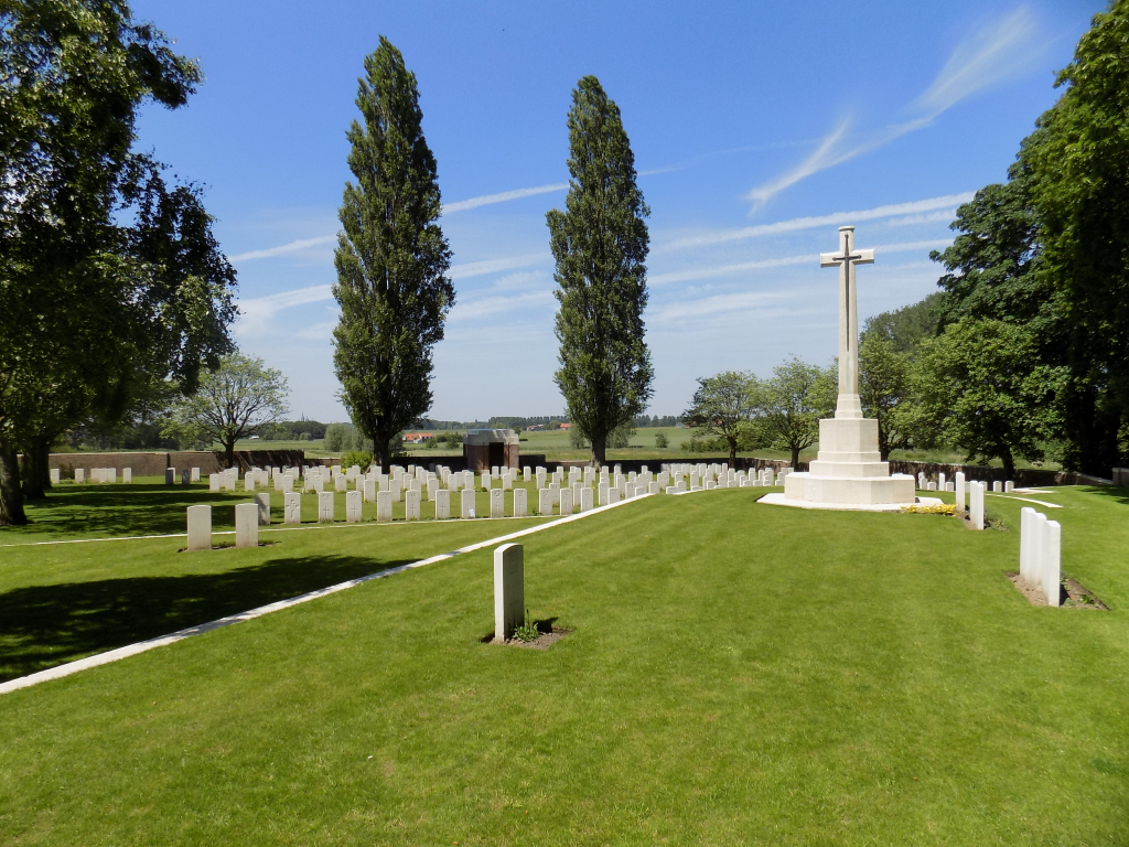 Woods Cemetery ©CWGC