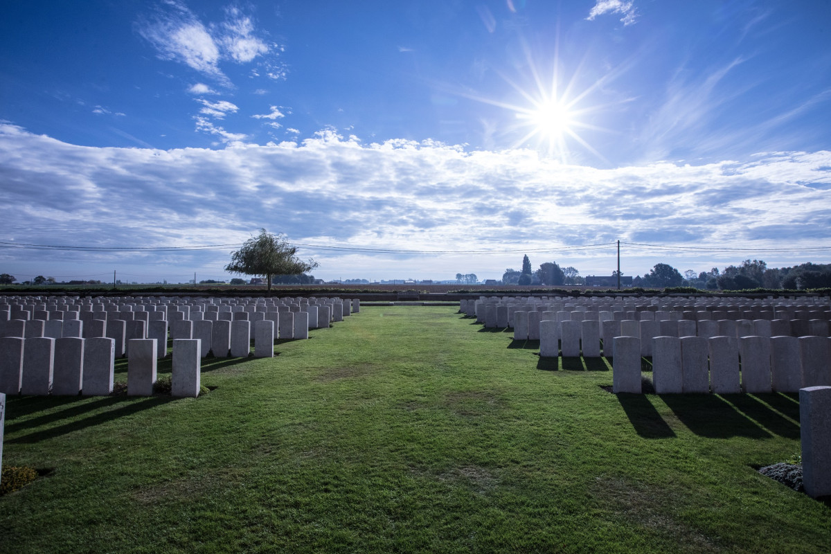 Lijssenthoek Military Cemetery ©Piet De Kersgieter